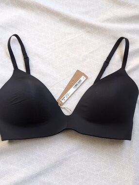 SKIMS Onyx Wireless Form T-Shirt Bra 34D